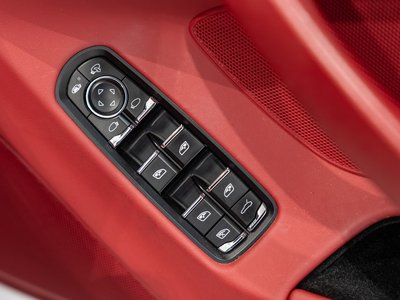 صورة مصغرة 35 لـ 2014 Porsche PANAMERA