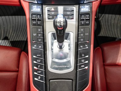 صورة مصغرة 44 لـ 2014 Porsche PANAMERA