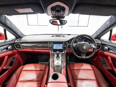 صورة مصغرة 38 لـ 2014 Porsche PANAMERA