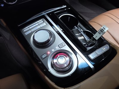 GENESIS G80 (RG3) - 9
