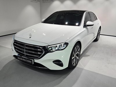 MERCEDES-BENZ E-CLASS - 1