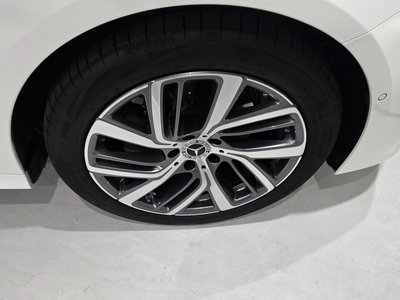 MERCEDES-BENZ E-CLASS - 6