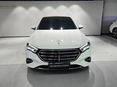MERCEDES-BENZ E-CLASS - 7