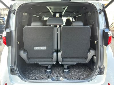 TOYOTA ALPHARD - 8
