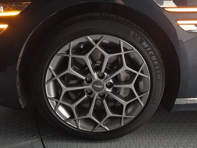 GENESIS G80 (RG3) - 6
