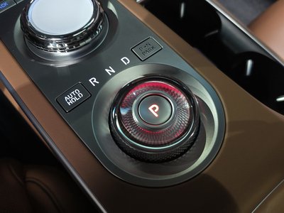 2023 Genesis GV70 — миниатюра 12