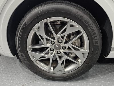 صورة 6 لـ 2023 Genesis GV70
