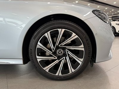 MERCEDES-BENZ E-CLASS - 6