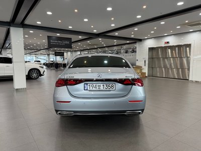MERCEDES-BENZ E-CLASS - 4
