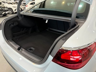 MERCEDES-BENZ E-CLASS - 10