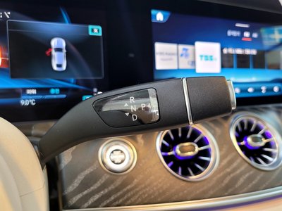 MERCEDES-BENZ GT AMG - 9