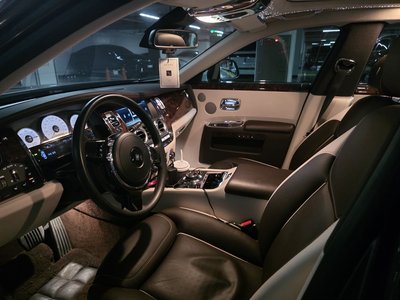 ROLLS-ROYCE GHOST - 3