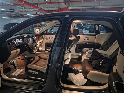ROLLS-ROYCE GHOST - 6