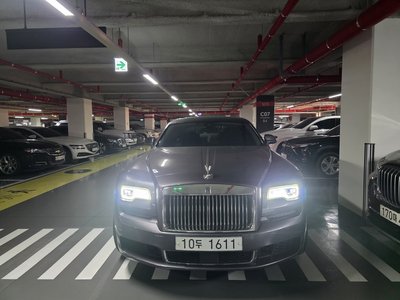 ROLLS-ROYCE GHOST - 1