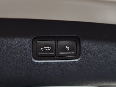 صورة مصغرة 25 لـ 2023 Genesis GV70