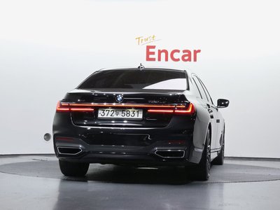 BMW 7 SERIES - 4
