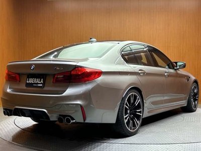2018 BMW M5 — миниатюра 65