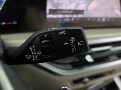 2025 BMW X7 缩略图 28