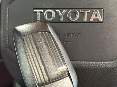 صورة مصغرة 40 لـ 2024 Toyota LAND CRUISER 250