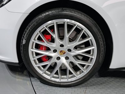 PORSCHE PANAMERA - 6