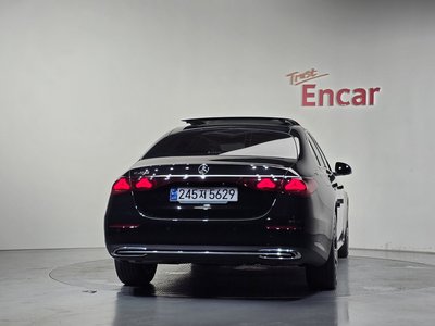 2024 Mercedes-BENZ E-CLASS 照片 3