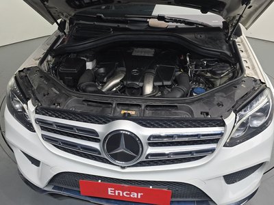 MERCEDES-BENZ GLS - 7