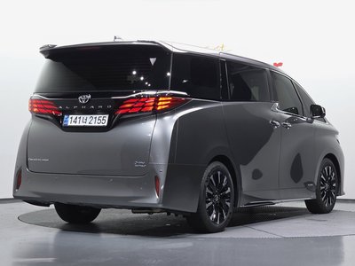 TOYOTA ALPHARD - 5