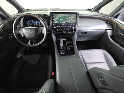 TOYOTA ALPHARD - 4