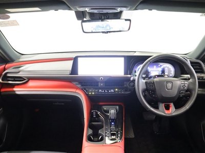 TOYOTA CROWN SPORT - 4