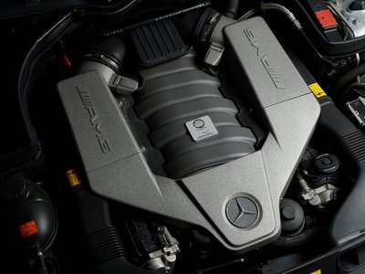 2011 Mercedes-BENZ C-CLASS AMG 照片 10