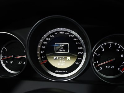 2011 Mercedes-BENZ C-CLASS AMG thumbnail 29