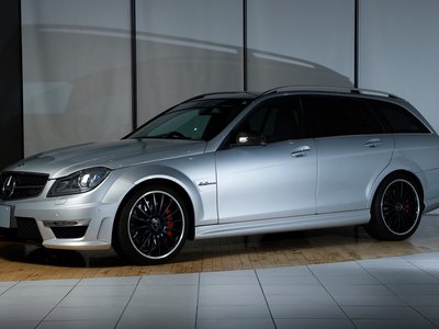 2011 Mercedes-BENZ C-CLASS AMG 照片 3