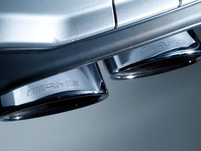 2011 Mercedes-BENZ C-CLASS AMG thumbnail 15