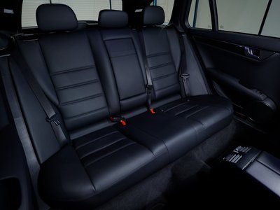 2011 Mercedes-BENZ C-CLASS AMG thumbnail 38