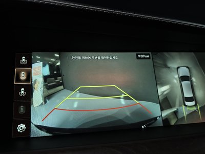 2020 Genesis G90 thumbnail 20
