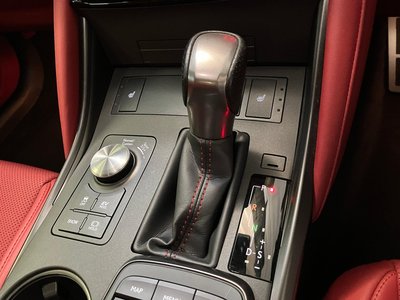 2021 Lexus IS 缩略图 19