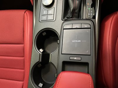 2021 Lexus IS 缩略图 22