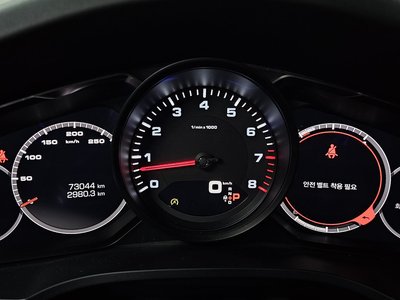 PORSCHE CAYENNE - 8