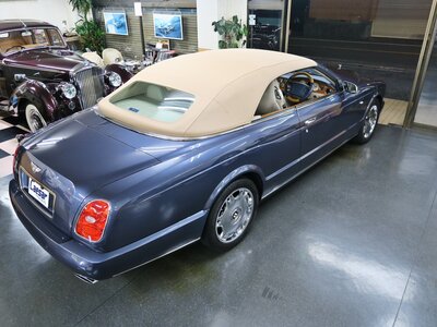 BENTLEY AZURE - 4
