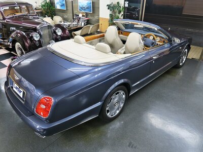 BENTLEY AZURE - 8