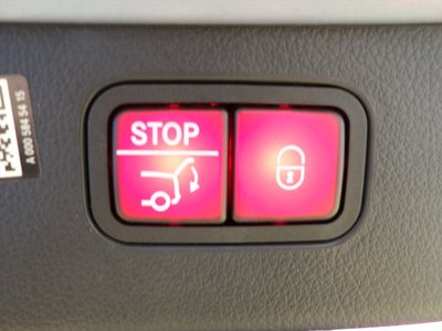 MERCEDES-BENZ C-CLASS AMG - 6