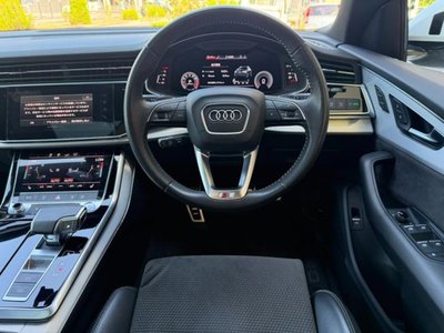 2019 AUDI Q8 — миниатюра 11