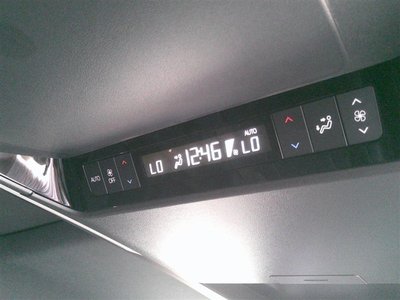 صورة 5 لـ 2025 Toyota ALPHARD