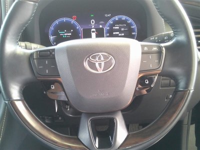 صورة 12 لـ 2025 Toyota ALPHARD