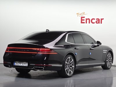 صورة 3 لـ 2023 Genesis G90 (RS4)