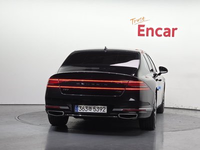 صورة 4 لـ 2023 Genesis G90 (RS4)