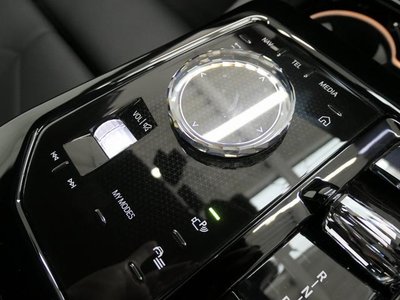 2024 BMW 5 SERIES — миниатюра 36