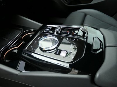 2024 BMW 5 SERIES — миниатюра 35