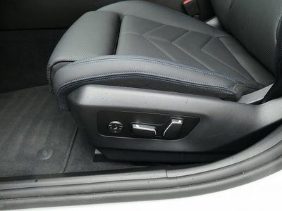 2024 BMW 5 SERIES — миниатюра 17