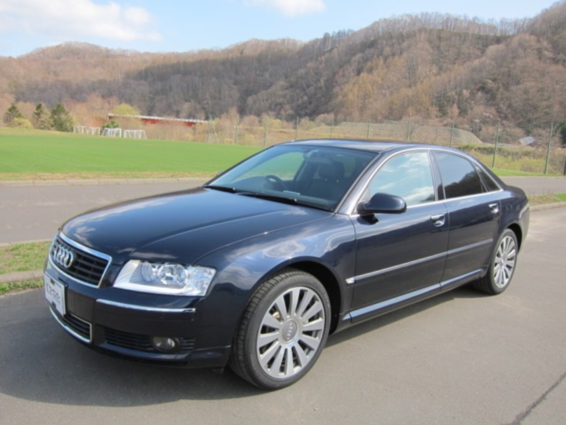 AUDI A8 - View 1